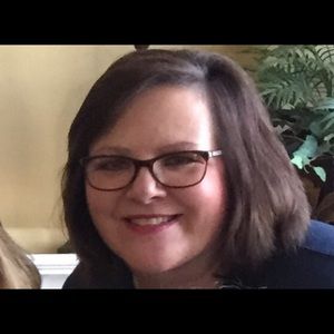 Meet your Posher, Stacy